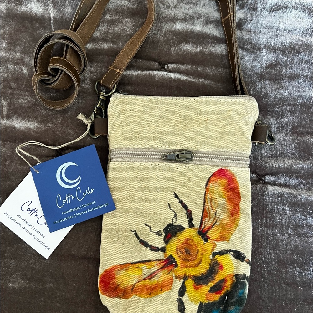 Crossbody Bag with Bee Design